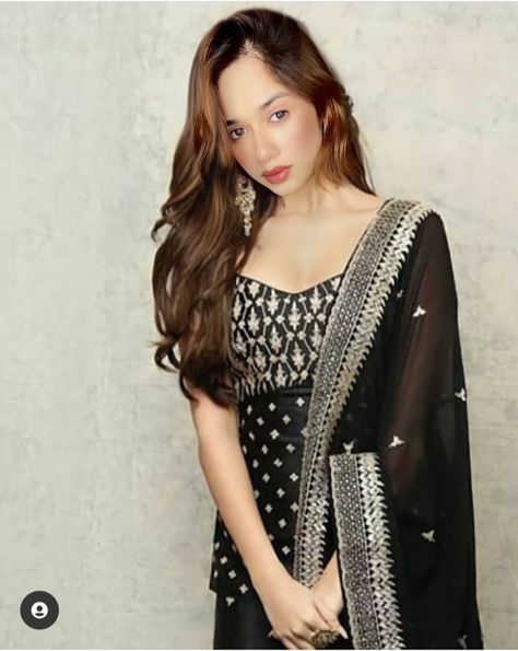 Black Sharara, Ritesh Deshmukh, Tara Sutaria, Sidharth Malhotra, Pani Puri, Indian Designer Suits, Salwar Kamiz, Traditional Indian Outfits, Kurta Designs Women