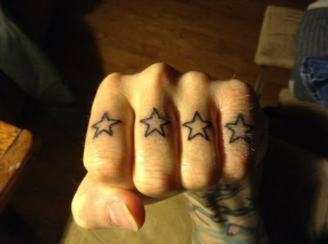 Dr Tattoo, Knuckle Tattoos, Cute Tats, Astral Projection, Stick And Poke, Dream Tattoos, Dope Tattoos, Star Tattoos, Piercing Tattoo