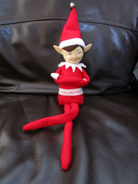 Homemade Elf On The Shelf Doll, How To Make An Elf On The Shelf Doll, Diy Elf On The Shelf Doll, Elf On The Shelf Sewing Pattern Free, Diy Christmas Elf Doll, Elf On The Shelf Crafts, Elf On The Shelf Pattern, Diy Christmas Elves, Waldorf Doll Tutorial