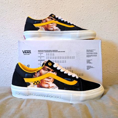 Brand: Vans Bruce Lee Model: Old Skool Bin Marr 0123 Size: Men 8.5 And 8, 7.5, 7 Color: Yellow And Black Condition: New No Box Comments: Vans Old Skool Bruce Lee Men Yellow And Black Vnoa5fcby23 (2022) Rare Vans Old Skools Have Soared From Subculture Staple To Mainstream Fame Repeatedly Over The Years. It’s Easy To See Why. With A Classic, Versatile Silhouette, Brand Recognition, And A Comfortable, Breathable Upper, Who Could Resist Having A Pair In Their Wardrobe? While The Canvas/Rubber Constr Vans Yellow, Rare Vans, Brand Recognition, Yellow And Black, Bruce Lee, Mens Vans, Vans Old Skool, Old Skool, Shoe Game