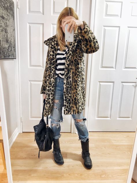 What I Wore. A striped sweatshirt, boyfriend jeans, animal print coat, and Frye Engineer 12R boots. Autumn Chic, Ripped Jeggings, Jeans Coat, Boots Jeans, Engineer Boots, Coat Outfit, Trendy Swimwear, Outfit Trends, Print Coat