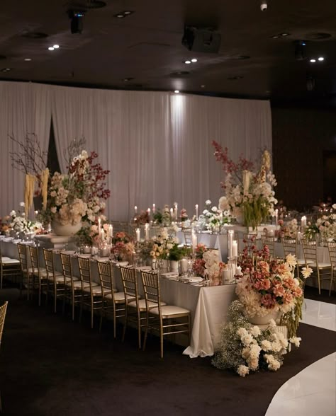 Rectangular Table Centerpiece Wedding, Rectangular Table Wedding Layout, Rectangle Table Wedding Layout, Rectangle Tables Wedding Reception, Wedding Long Table Decorations, Parsi Wedding, Rectangle Wedding Tables, Rectangle Table Decor, Long Table Decorations