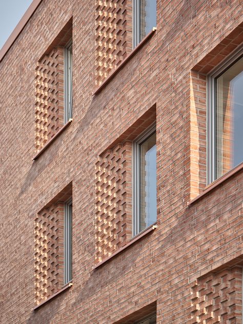 Brick Facade Design, Brick Face, Brick Cladding, Brick Detail, House Cladding, Brick Arch, Brick Art, House Extension Design, Brick Texture