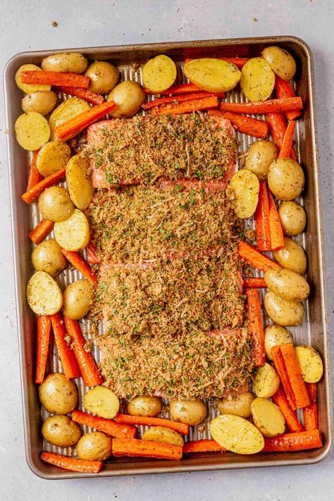 Herb Crusted Salmon with Roasted Vegetables Salmon With Roasted Vegetables, How To Roast Vegetables, Vegetables In The Oven, Herb Crusted Salmon, Roasted Potatoes And Carrots, Dill Potatoes, Roast Vegetables, Oven Vegetables, Garlic Roasted Potatoes