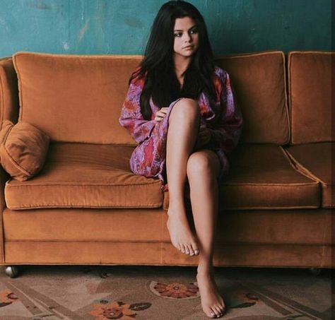 Follow @selenapictures and get more of the good stuff by joining Tumblr today. Dive in! Selena Gomez 2019, Melissa Fumero, Selena Gomez Photoshoot, Selena Gomez Outfits, Jennifer Aniston Style, Selena Gomez Cute, Barney & Friends, Selena Gomez Photos, Selena Gomez Pictures