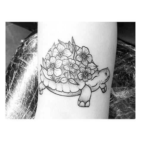 Katy O'Shea on Instagram: “Patrice the Tortoise for Rhi today. Thanks for nabbing him. Would love to do more animals!! I have space next week. For all enquiries DM or…” Tortoise Tattoo, Turtle Tattoo, Next Week, Do More, Triangle Tattoo, Tortoise, Geometric Tattoo, Tattoo Ideas, Tattoos