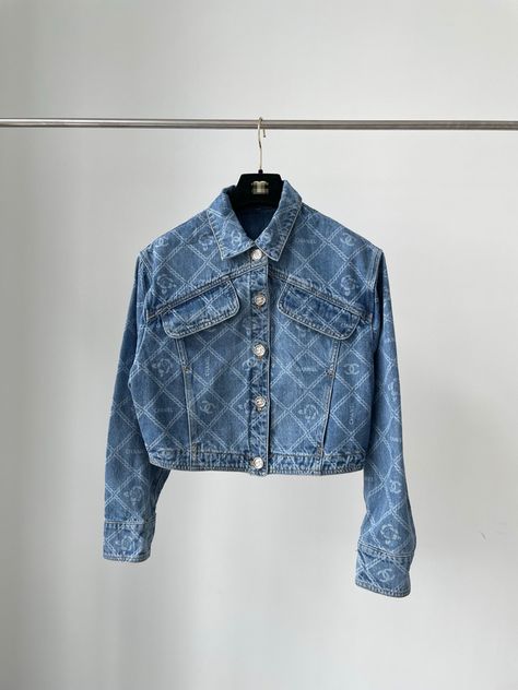 Chanel Denim Jacket, Chanel Denim, Summer Looks, Denim Jacket, Women's Clothing, Chanel, Ootd, Clothes For Women, Clothes