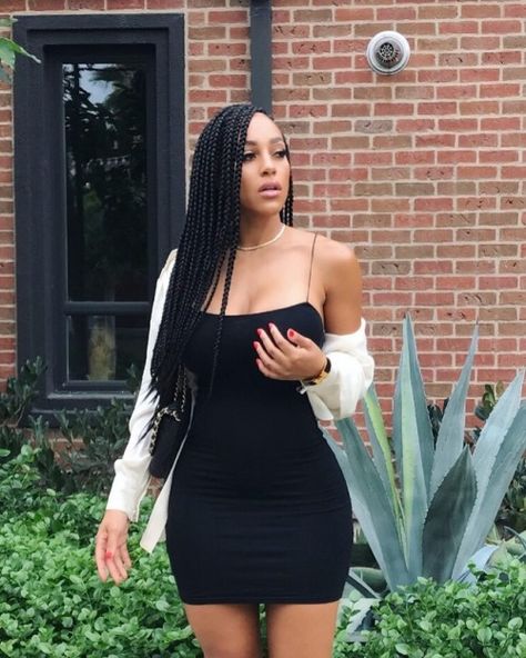 Joie Chavis Joie Chavis, A Dark Room, Body Con Dress Outfit, Black Hollywood, Cute Comfy Outfits, Dark Room, Online Dress Shopping, Everyday Dresses, Look At You