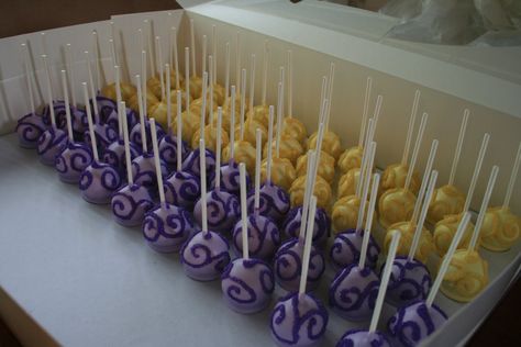 Purple and Yellow Swirled Cake Pops The Best Yellow Cake Recipe Ever, Gold Dessert Table Ideas, Purple And Gold Dessert Table, Best Yellow Cake Recipe, Lsu Cake, Yellow Cake Pops, Rice Krispie Pops, 60 Cake, Purple Cake Pops