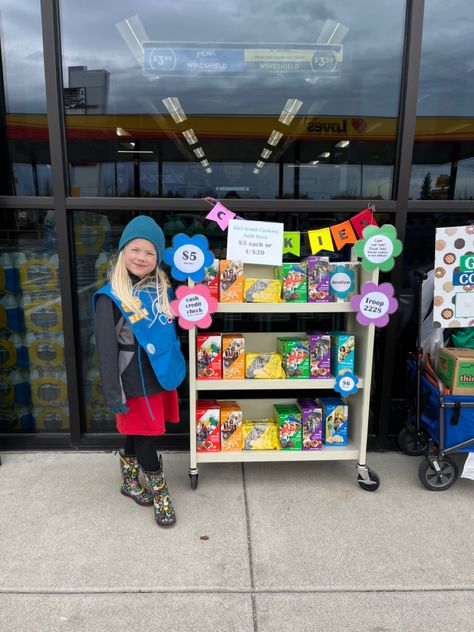 Girl Scout Wagon Ideas, Girl Scout Cookie Wagon, Girl Scout Cookie Booth, Library Cart, Cookie Booth, Girl Scout Cookies Booth, Gs Cookies, Brownie Scouts, Girl Scout Activities