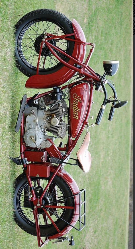 Old Motorcycles Vintage, 1920s Motorcycle, 1930s Motorcycle, 1940s Motorcycle, 50s Motorcycle, Indian Motorbike, Harley Davidson Engines, Custom Motorcycles Bobber, Vintage Indian Motorcycles