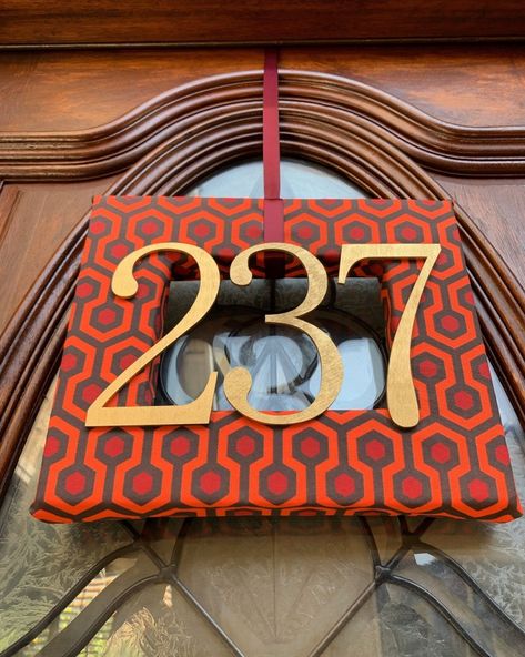 The Shining Room 237, The Shining Halloween, The Shining Room, Room 237, Christmas Door Decorating Contest, Halloween Party Dinner, Hanging Door, Halloween Door Decorations, Halloween Door