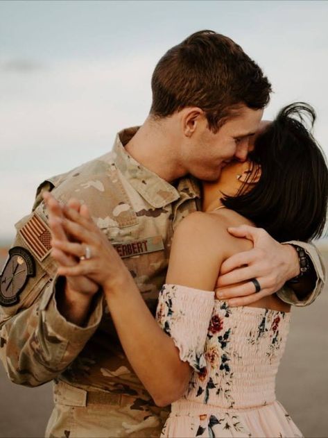 Air Force Couple Pictures, Military Couple Aesthetic, Military Couple Photoshoot, Airforce Couple, Army Engagement Pictures, Military Family Photoshoot, Military Homecoming Pictures, Army Engagement Photos, Military Family Pictures