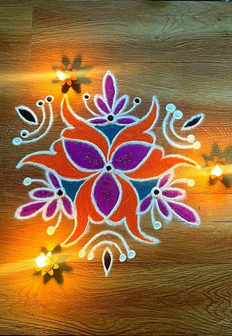 Elegant Rangoli Designs, Rangoli Kolam Designs With Colour, Rangoli Kolam Designs Simple, Simple Rangoli Images, Very Simple Rangoli, Color Rangoli Designs, Rangoli Designs Simple, Simple Art Designs, Simple Rangoli Designs