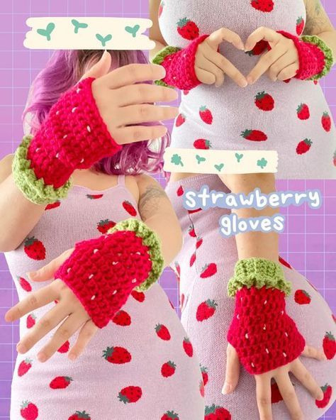 Strawberry Gloves Crochet, Crochet Strawberry Things, Cute Crochet Gloves, Kawaii Crochet Pattern, Strawberry Shortcake Crochet, Strawberry Crochet, Glove Pattern, Crochet Strawberry, Crochet Design Pattern