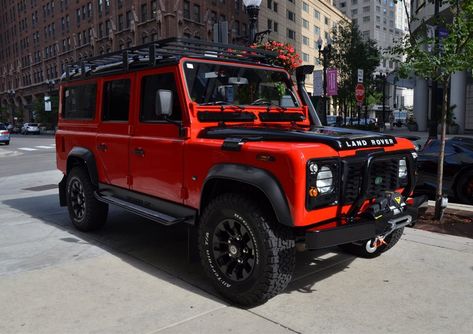 Defender For Sale, Laferrari Aperta, Ferrari Cars, Dream Car Garage, Aesthetic Cool, Pimped Out Cars, Range Rover Classic, Land Rover Models, British Sports Cars