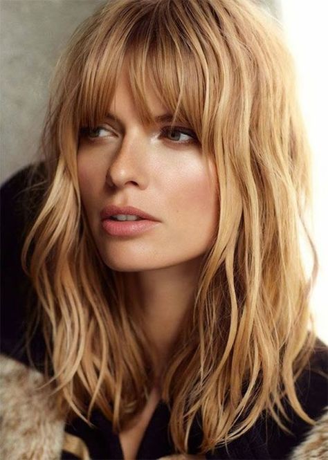 This FAB hairstyle has become one of the most popular on Pinterest - Her.ie Haircut Medium, Makeup Tip, Long Bob Haircuts, Lob Hairstyle, Lob Haircut, Bob Hair, Hair Haircut, Haircuts With Bangs, Medium Hair Cuts