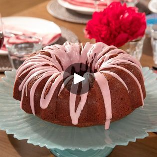 How to Make a Double Chocolate Red Wine Bundt Cake | Giada Entertains | cake, bundt cake, red wine, recipe | The ultimate pair, chocolate and red wine, comes together in this decadent bundt cake. 😋🍫🍷 Recipe: http://bit.ly/3HPfKko | By Food Network Canada | My Double Chocolate Red Wine
Bundt Cake. So we've added two cups of flour and half a cup of
unsweetened cocoa powder. Then we're also going to add one and
a half teaspoons of baking powder, salt. We're just
going to whisk all of the dry ingredients together so they're
really well incorporated the wet ingredients. So I have two
sticks of room temperature butter. Sugar. So now we're
going to cream these guys together. Okay. We're going to
start adding the eggs. So now we're going to mix the eggs in
little by little. We're going to add s Wine Bundt Cake, Room Temperature Butter, Cake Bundt, Red Wine Recipe, Wine Recipe, Chocolate Wine, Unsweetened Cocoa Powder, Food Network Canada, Chocolate Cakes