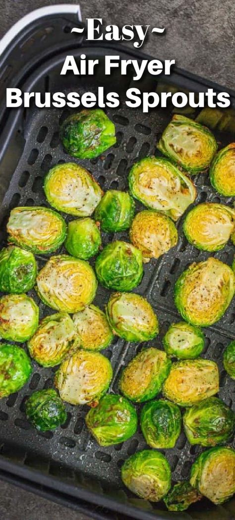 The easiest recipe for Air Fryer Brussels Sprouts, ready in less than 30 minutes. Crispy on the outside, soft and flavorful on the inside. Air Fryer Brussels Sprouts, Fried Brussel Sprouts, Cooking Brussel Sprouts, Air Fryer Recipes Dessert, Air Fryer Cooking Times, Sprouts Recipe, Air Fried Food, Air Fryer Oven Recipes, Sprouts With Bacon