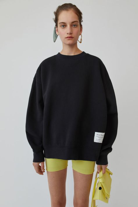 Fabric Care Labels, Acne Studio, 로고 디자인, Look Fashion, Aesthetic Clothes, Fashion Collection, Streetwear Fashion, Crewneck Sweatshirt, Sweatshirts Women