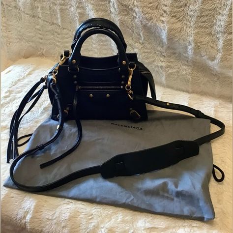 Balenciaga Calfskin Black Mini Neo Classic City Gold Hardware Balenciaga Neo Classic, Balenciaga Handbags, Neo Classic, Classic Mini, Black Mini, Gold Hardware, Final Sale, Calf Skin, Balenciaga