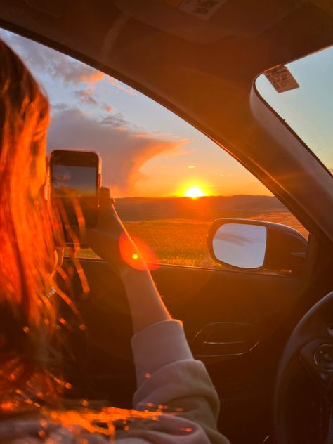 whats better than driving up a mountain with your bestie, blasting jams and watching the amazing beautiful lovely sunset Tibet Travel, Secret Place, Sky Pictures, Summer Road Trip, The Uncanny, Pretty Sky, Sunset Pictures, Summer Dream, Foto Inspiration