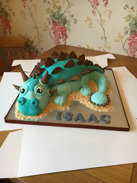 ankylosaurus cake Dinosaur First Birthday Cake, Dino Birthday Cake, Dragon Birthday Cakes, Dragon Cakes, Dino Cake, Dragon Cake, Dinosaur Birthday Cakes, 4th Birthday Cakes, Dinosaur First Birthday