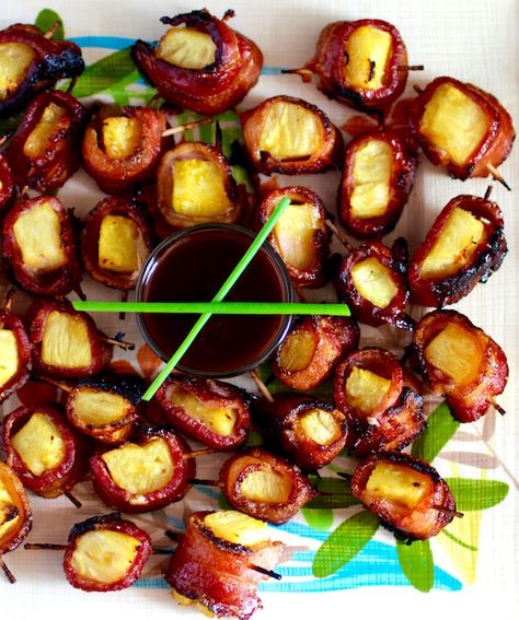 Bacon Wrapped Pineapple Appetizer, Hawaiian BBQ Sauce - Taste With The Eyes Hawaiian Bbq Sauce, Pineapple Appetizers, Bacon Wrapped Pineapple, Hawaiian Bbq, Summer Appetizer, Hawaiian Food, Free Snacks, Snacks Für Party, Bacon Recipes