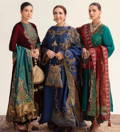 Nilofer Shahid, Zardozi Work, Chiffon Pants, Pakistani Wedding Outfits, Fancy Dress Design, Silk Shawl, Indian Designer Outfits, Silk Dupatta, Silk Pants