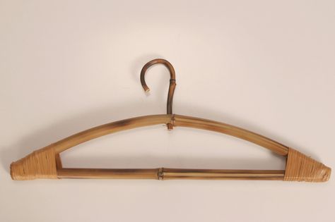 . Bamboo Hanger, Bamboo Diy, Bamboo Products, Modern Packaging, Bamboo Clothing, Retail Shop, Clothes Hanger, Hangers, Sustainability