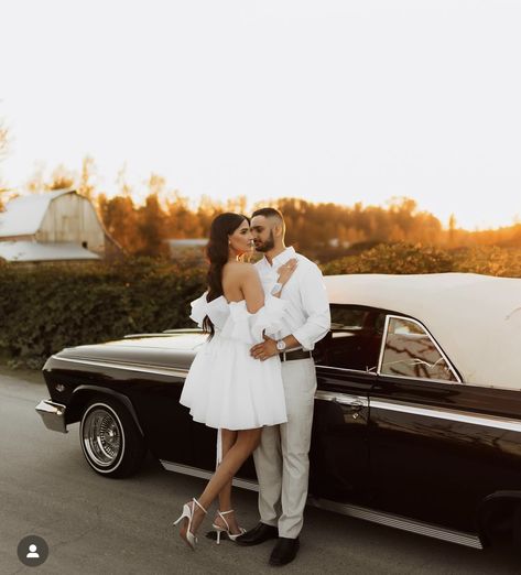 Low Rider Engagement Photos, Old School Car Wedding Photos, Muscle Car Engagement Photos, Engagement Shoot Vintage Car, City Engagement Photoshoot, Silly Engagement Photos, Wedding Pallet, Car Engagement Photos, Penny Floor