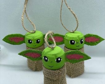 Crafts To Do With Corks, Star Wars Gift Ideas Diy, Star Wars Ornaments Diy, Star Wars Diy Crafts, Cork Decorations, Yoda Ornament, Star Wars Christmas Decorations, Wine Cork Animals, Star Wars Craft