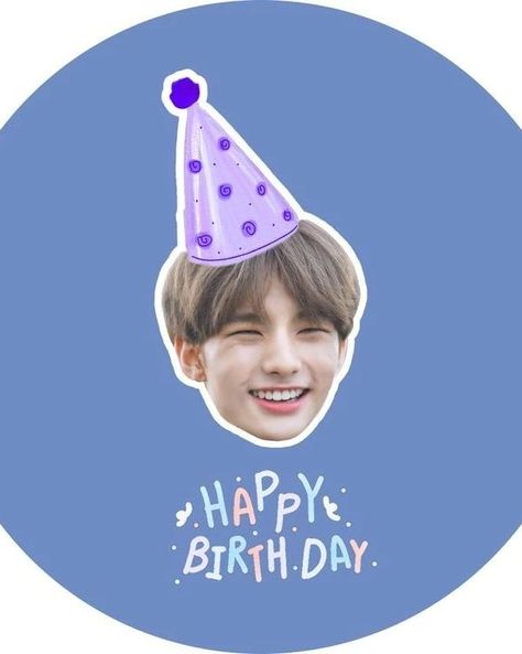 Hyunjin🥟 on Bubble💭 [240320] • 7:10 AM KST 🥟:kkeuaaah thank you for wishing me a happy birthday ❣️ •WE LOVE YOU JINNIE🎂🎉❤️ Hyunjin🥟 en Bubble💭 [240320] • 7:10 AM KST 🥟:kkeuaaah gracias por desearme un feliz cumpleaños ❣️ •TE AMAMOS JINNIE🎂🎉❤️ @hynjinnnn @realstraykids 🥟🐾❤️❤️❤️❤️ ° ° ° #hyunjin #happybirthdayhyunjin #seungmin #bangchan #christopherbahng #channie #leeknow #leeminho #cristopher #versace #straykids #SKZ #STAY #skzbubble #LoveStay #changbin #felix #han #jeongin #fyp #fyp... Birthday Kpop, Skz Stay, March 19, Our Love, Bubbles, Happy Birthday, Love You, Thank You, Birthday