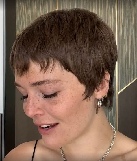 Pixie Haircut Fine Hair, Short Shag Haircuts, Really Short Hair, Hair Inspiration Short, Edgy Hair, Hair Crush, Mullet Hairstyle, Cut My Hair, Hair Envy