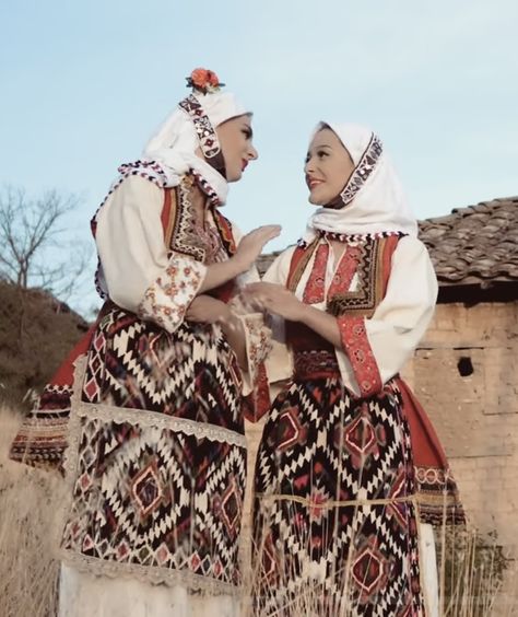 macedonian culture 🫶🏼 Traditional Macedonian Clothing, Macedonian Folk Costume, Macedonian Aesthetic, Macedonian Culture, Macedonia People, Bulgarian Clothing, Culture Clothing, Dancing Aesthetic, Folk Clothing