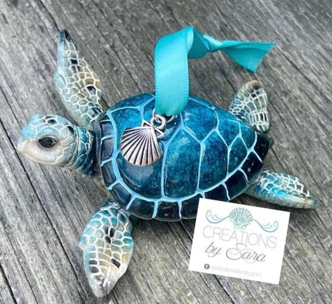 Sea Turtle Ornament  Measures approximately 4" x 4 1/2"  Sea turtle is made of poly stone  Need a larger quantity. Feel free to message us Sea Turtle Sticker, Toca Boca Hair Salon, Felt Turtle, Beach Christmas Trees, Turtle Sticker, Marine Turtle, Turtle Ornament, Turtle Decor, Beachy Decor