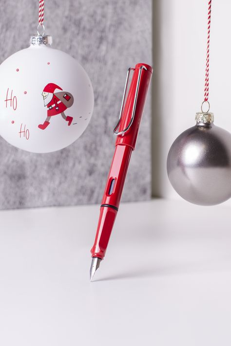 LAMY gift idea: The LAMY safari is a timelessly modern pen for the young – and the young at heart – and is in a class of its own. It created a stir during its market launch at the beginning of the eighties with its avant-garde design and its prominent, spring-loaded clip. #LAMY #fortunepen #giftidea #christmasgift #wrapping #writing #lettering #young #notjustapen #x-mas #love #red #decoration Fountain Pen Writing, Fountain Pens Writing, Lamy Safari, The Eighties, Writing Systems, Pink Plastic, Young At Heart, Rollerball Pen, Mechanical Pencils