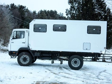 Another epic build using Total Composites panels. Beautiful #mercedes #expeditiontruck in the making. #totalcomposites camperbody is looking great! #overlandexpo #camper #truck #rv… Beautiful Mercedes, Camper Truck, Expedition Truck, Truck Camper, Recreational Vehicles, Rv, Looks Great, Trucks, Vehicles