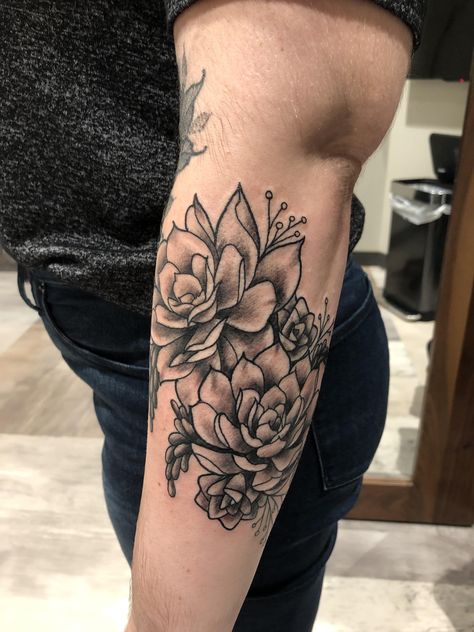 Succulents Tattoo, Succulent Tattoos, Ink Quotes, Succulent Tattoo, Tattoo Black And White, L Tattoo, Tattoo Black, Feminine Tattoos, Tattoo Inspo