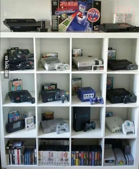 Nintendo Setup, Sala Nerd, Nintendo Room, Video Game Storage, Video Game Room Decor, Games Room Inspiration, Geek Room, Small Game Rooms, Retro Games Room