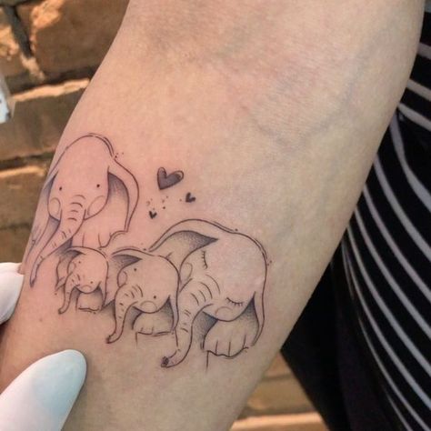 Child Tattoos For Mom, Sista Tattoo, Stick Figure Tattoo, Figure Tattoo, Elephant Family Tattoo, Family Tattoo Ideas, Couples Tattoos, Elephant Tattoo Design