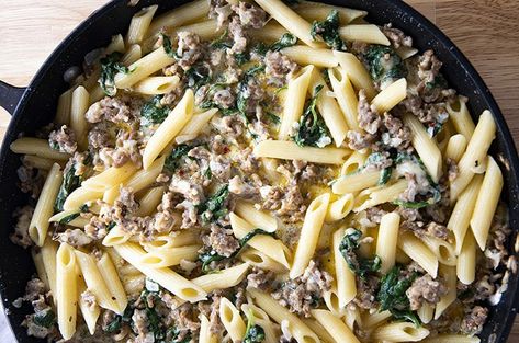 Creamy Italian Sausage Pasta is a family favorite Italian pasta recipe!  This easy pasta dish is full of savory sausage and a delicious, creamy, parmesan sauce and ready in 20 minutes! Creamy Italian Sausage Pasta, Pudding Salad, Italian Sausage Recipes Pasta, Creamy Sausage Pasta, Sausage Penne, Sausage Spinach Pasta, The Salty Marshmallow, Salty Marshmallow, Potato Pudding