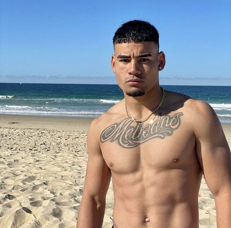 taylan may nrl. Hot Islander Men, Taylan May, May Tattoo, Samoan Men, Large Mens Fashion, Rugby Boys, Goddess Aesthetic, Rugby Men, Rugby Players