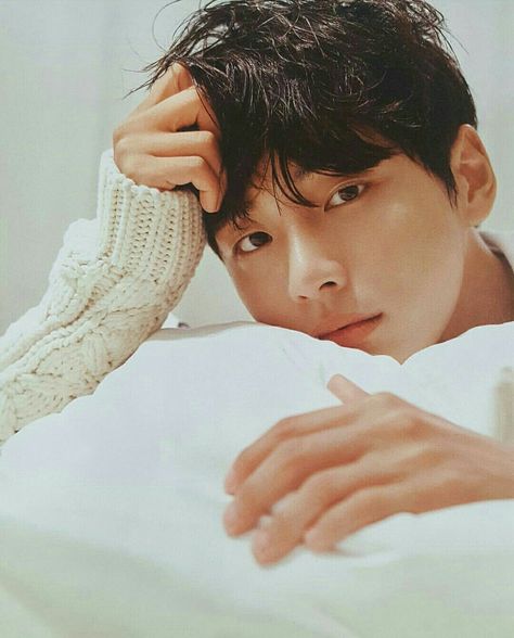 Yoon Shi Yoon Dong Gu, Yoon Shi Yoon, Grand Prince, Kdrama Actors, Variety Show, New Pictures, Korean Actors, Tv Series, Kdrama