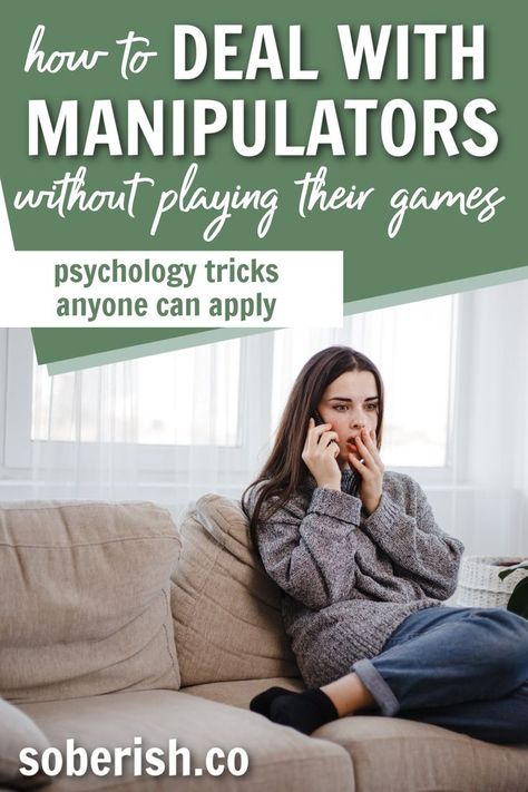 Dealing with manipulative people can be emotionally draining. Here are pscyhological tips and tricks you can use to maintain healthy boundaries with master manipulators. Master Manipulator, Psychology Tricks, Overcoming Jealousy, Manipulative People, Understanding Emotions, Social Emotional Skills, Long Lasting Relationship, Emotional Awareness, Healthy Boundaries