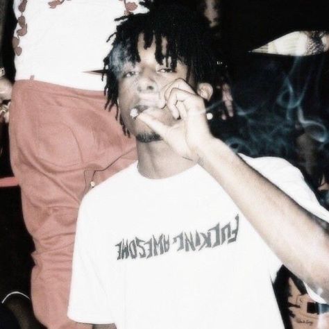 Rare Rapper Pics, Cash Carti Pfp, Playboi Carti Icons, Playboicarti Pfp, Carti Icons, Playboi Carti Pfp, Carti Pfps, Pfp Rapper, Rap Pfp