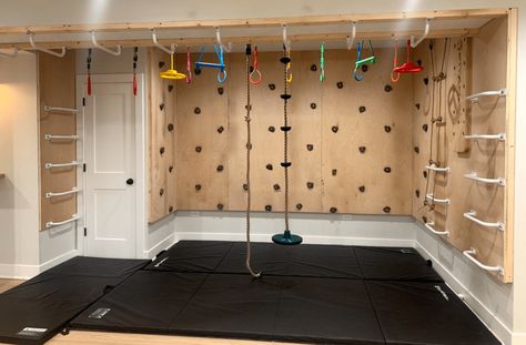 Jungle Gym Basement, Basement Gymnastics Area, Indoor Jungle Gym Diy, Basement Jungle Gym For Kids, Ninja Basement, Basement Playground, Kids Gym Room, Active Playroom, Playrooms Ideas