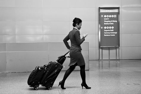 Cathay Pacific flight attendants | SFO | Doug Pearl | Flickr Cathay Pacific Flight Attendant, Girl Aesthetics, Cathay Pacific, Travel Girl, Flight Attendants, Cabin Crew, Flight Attendant, Girls Trip, Flight