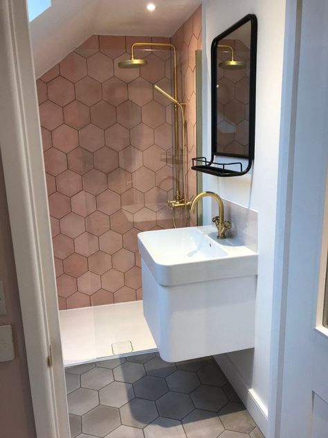 Bathroom Niche, Downstairs Toilet, Small Toilet, Encaustic Cement Tile, Hexagon Tiles, Bathroom Spa, Pink Bathroom, Simple Bathroom, Bathroom Renos