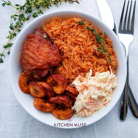 Jollof Rice, Turkey, Coleslaw & Dodo Nigeria's Happy Meal 😋😁 Who's in the mood for Jollof Rice & Turkey? Show yourselves 😁👇 #jollofrice… Jollof Rice And Turkey, Fried Turkey Recipes, Nigeria Food, Ghanaian Food, Healthy Sandwich, Healthy Sandwich Recipes, African Dishes, African Cooking, Fried Turkey